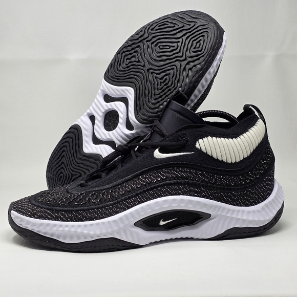 Nike Cosmic Unity 3 Team Black White Basketball Shoes FN7093-001 Men Size 15 New - Picture 1 of 10